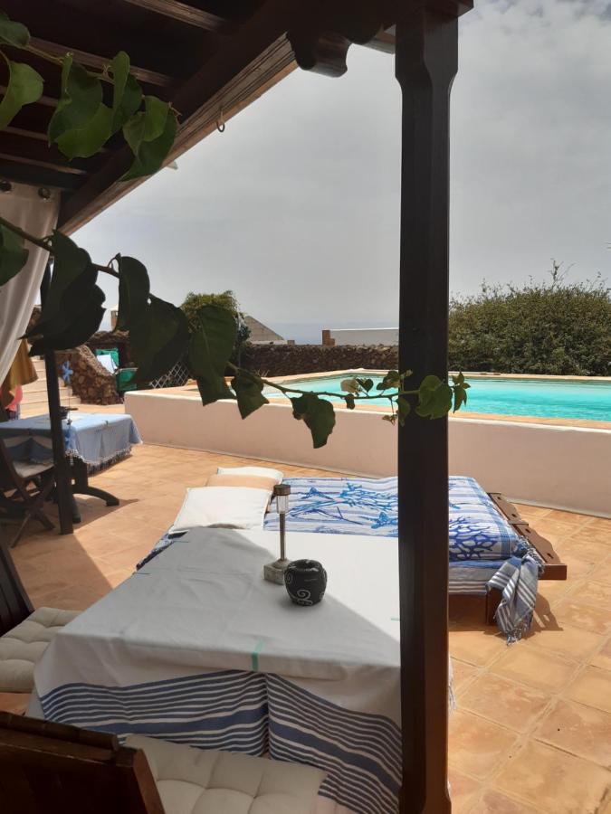 Tipica Lanzarote House Only Adults Bed & Breakfast Tías Dış mekan fotoğraf