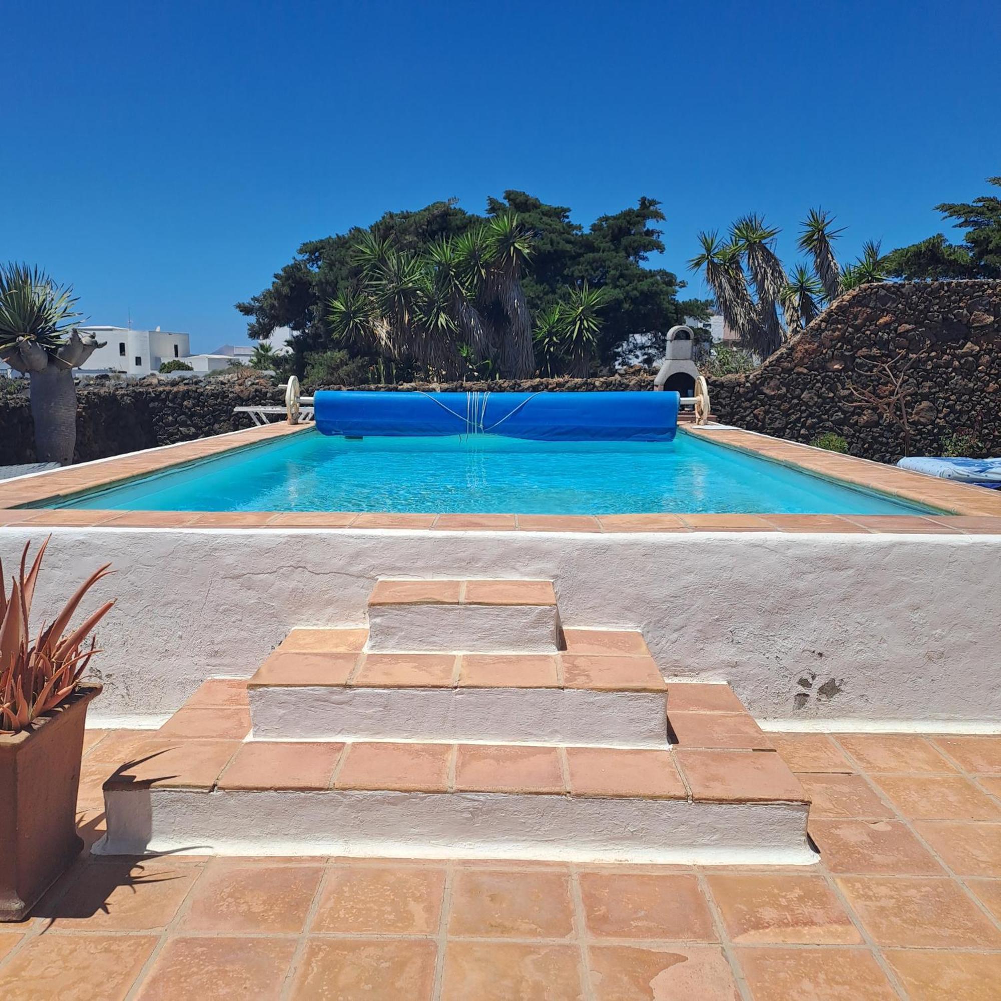 Tipica Lanzarote House Only Adults Bed & Breakfast Tías Dış mekan fotoğraf