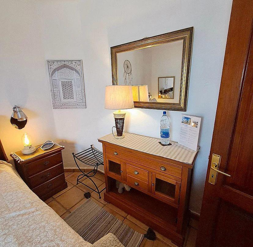Tipica Lanzarote House Only Adults Bed & Breakfast Tías Oda fotoğraf